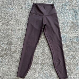 ALO Yoga Cocoa Leggings EUC!